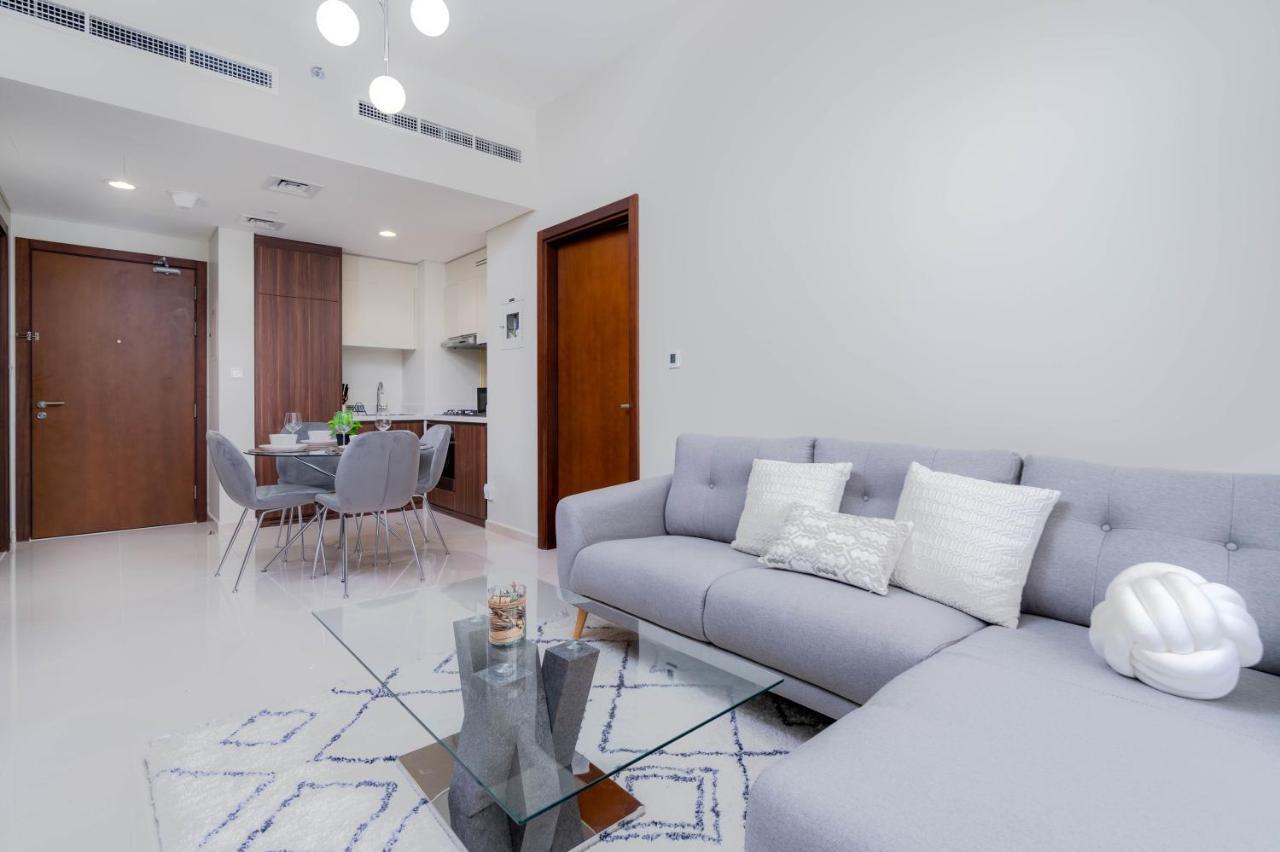 Delightful 2Br Apartment At Reva Residences Dubai Dış mekan fotoğraf