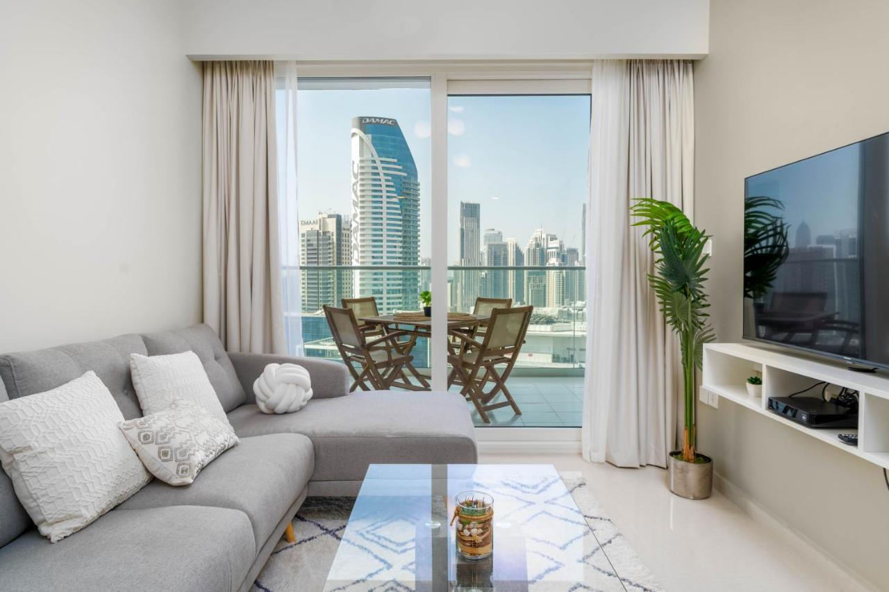 Delightful 2Br Apartment At Reva Residences Dubai Dış mekan fotoğraf